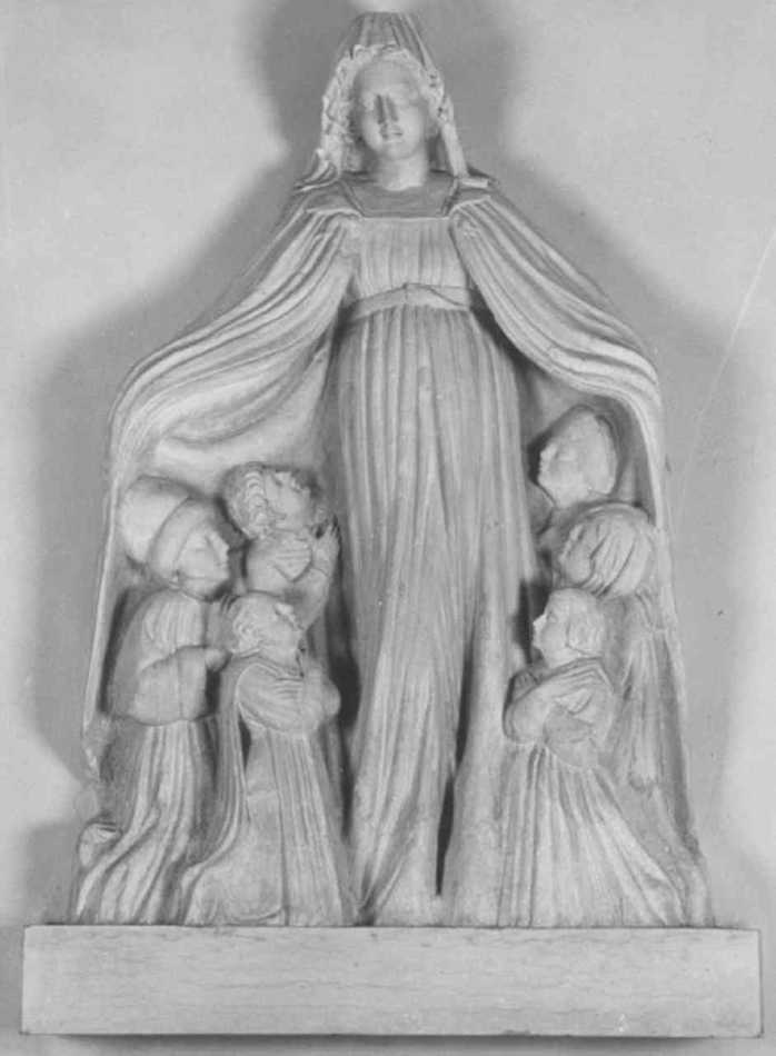 Madonna della Misericordia (gruppo scultoreo) - ambito veneto (secc. XIV/ XV)