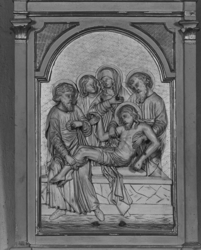 stazione XIV: Gesù deposto nel sepolcro (rilievo) - ambito veneto (primo quarto sec. XX)