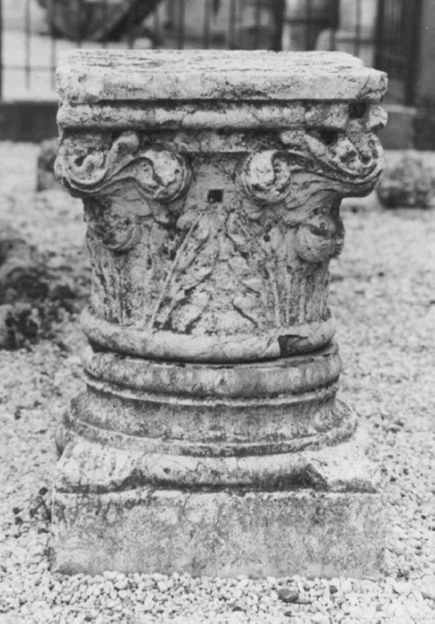 capitello - ambito veneto (sec. XX)