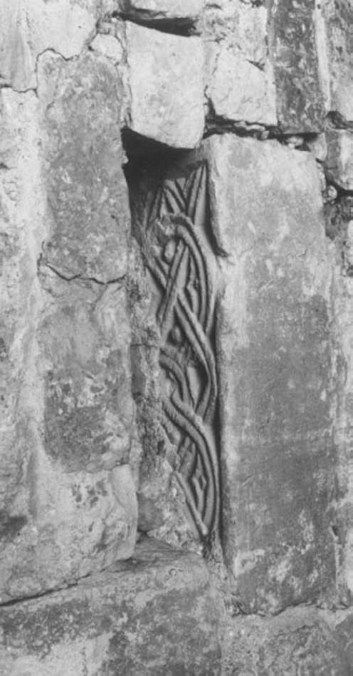 motivi decorativi (rilievo, frammento) - ambito vicentino (sec. IX)