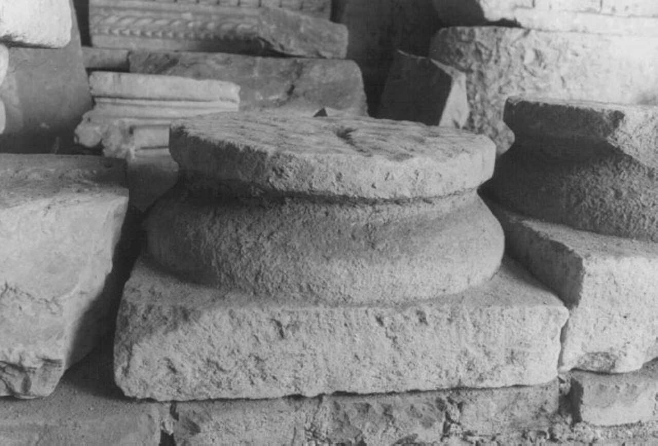 plinto - ambito vicentino (sec. XVII)