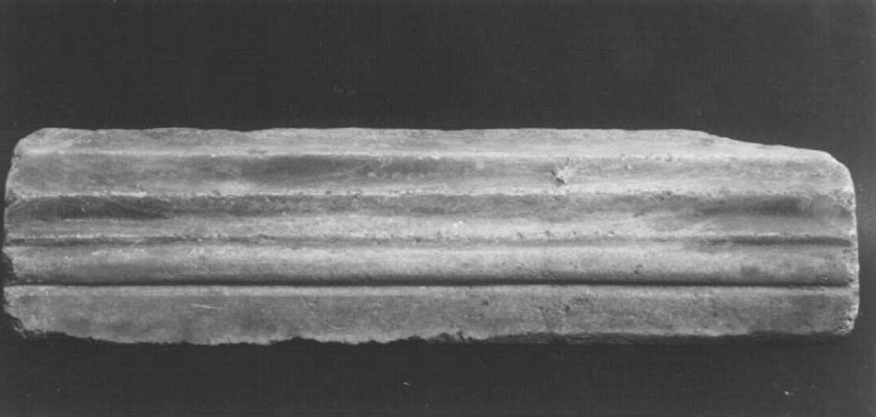 decorazione plastica, frammento - ambito vicentino (secc. XVII/ XVIII)