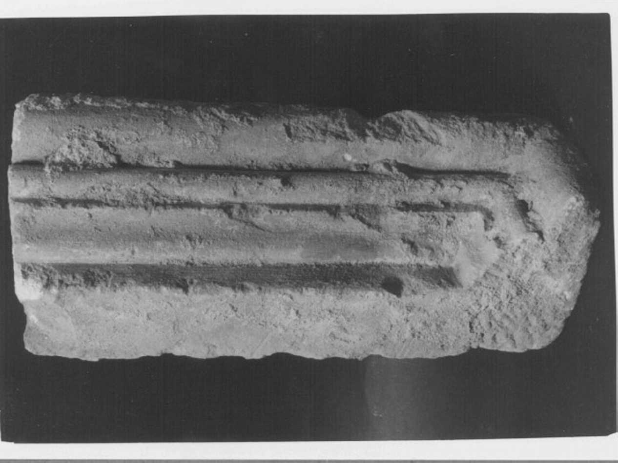 decorazione plastica, frammento - ambito vicentino (secc. XI/ XII)