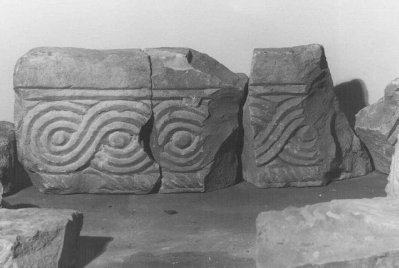 rilievo, frammento - ambito vicentino (sec. VIII)