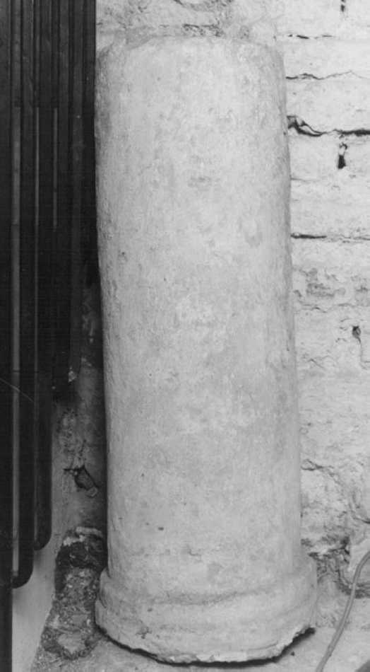 colonna, frammento - ambito vicentino (sec. XII)