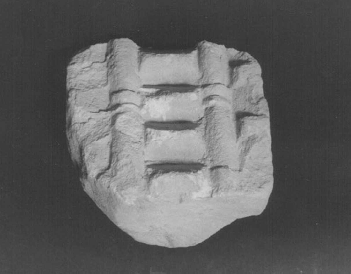 decorazione plastica, frammento - ambito vicentino (secc. VIII/ IX)