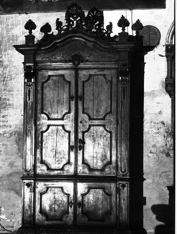 armadio - ambito veneto (sec. XVIII)