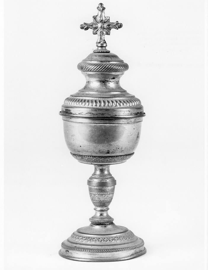 pisside - bottega veneta (primo quarto sec. XX)