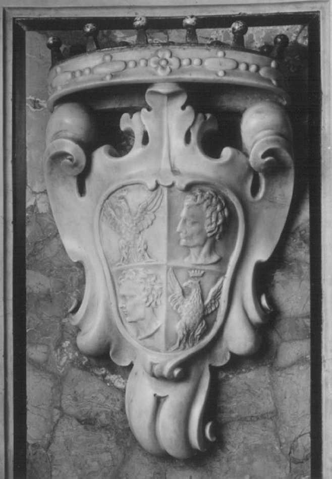 stemma gentilizio (rilievo) di Ranghieri Giovanbattista (sec. XVIII)