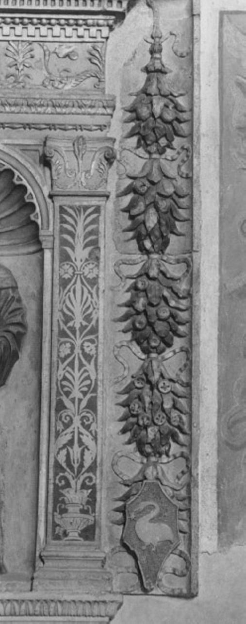 festone con frutti e nastri (decorazione plastica) di Angelo Di Giovanni Da Verona detto Maestro Agnolo (attribuito) (sec. XV)