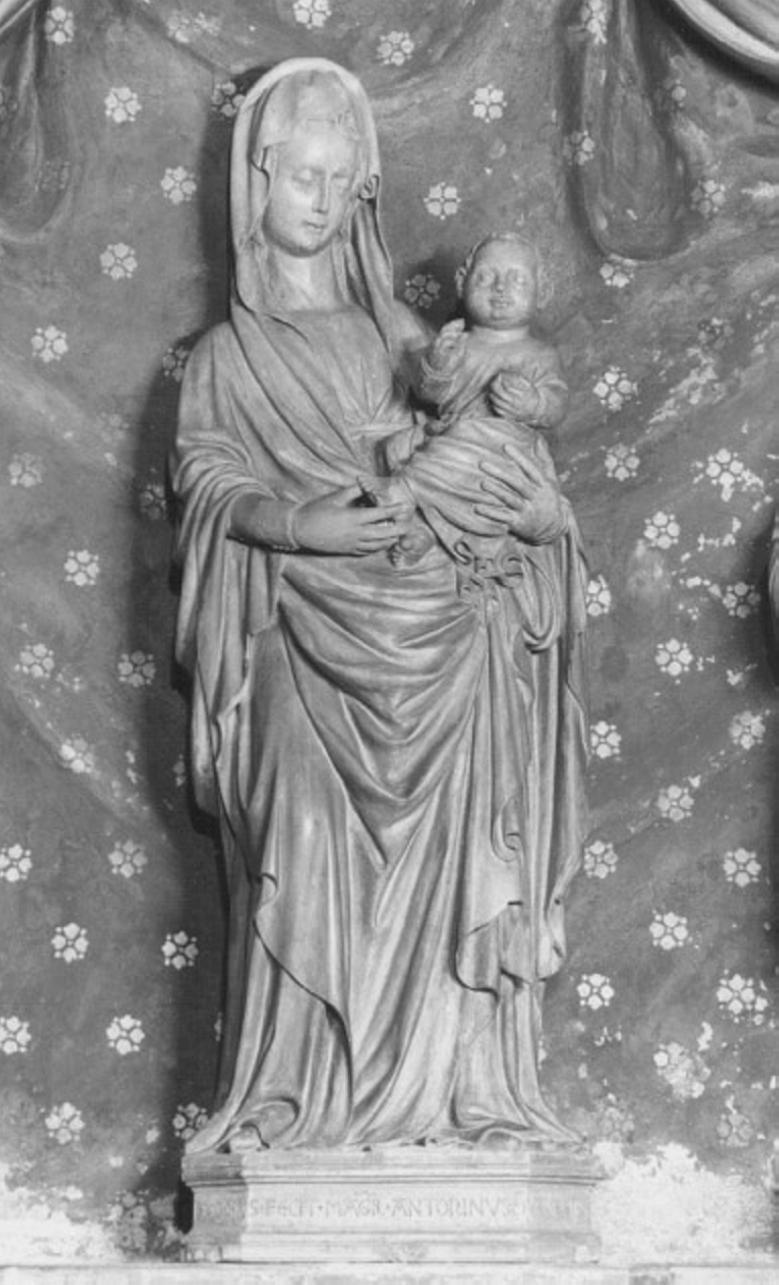 Madonna della Consolazione, Madonna con Bambino (statua) di Antonino Da Venezia (sec. XV)