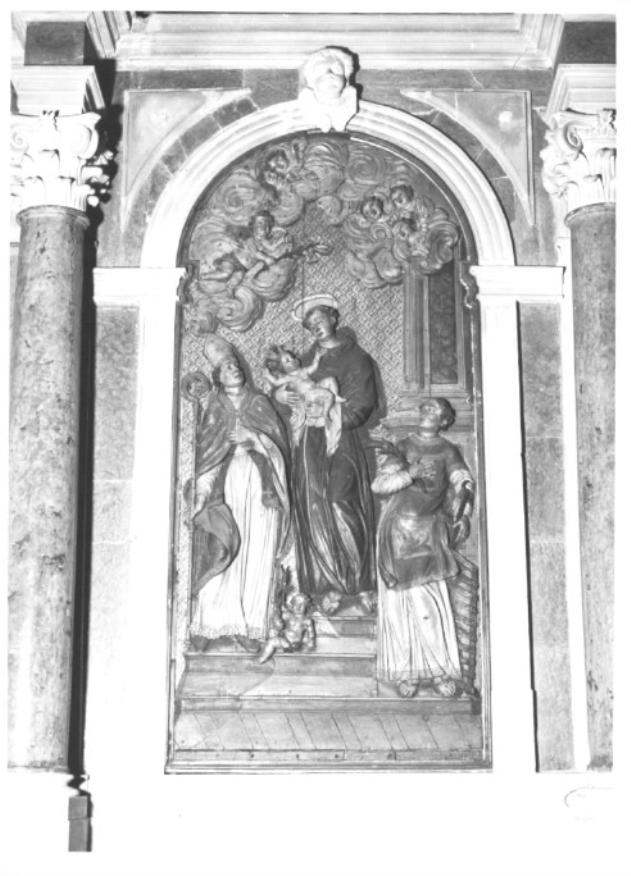 Sant'Antonio da Padova/ santo vescovo e martire/ San Lorenzo (dossale) - ambito veneto (fine sec. XVII)