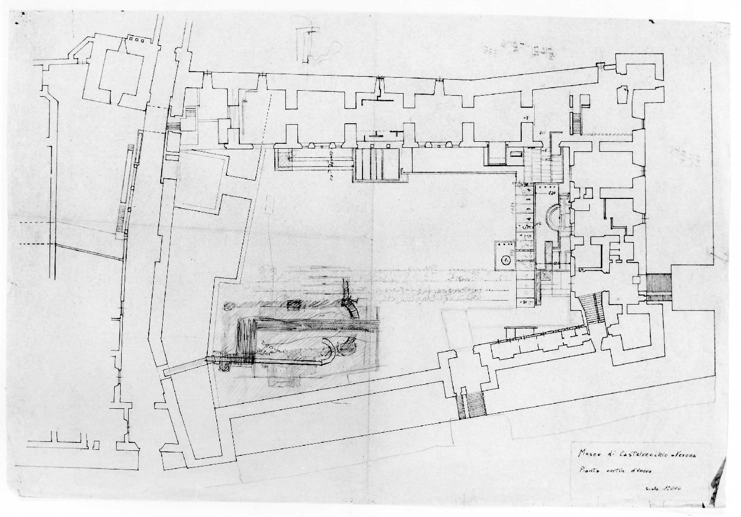 corte e giardino del Museo di Castelvecchio di Verona (disegno) di Scarpa Carlo, Rudella Angelo (sec. XX)