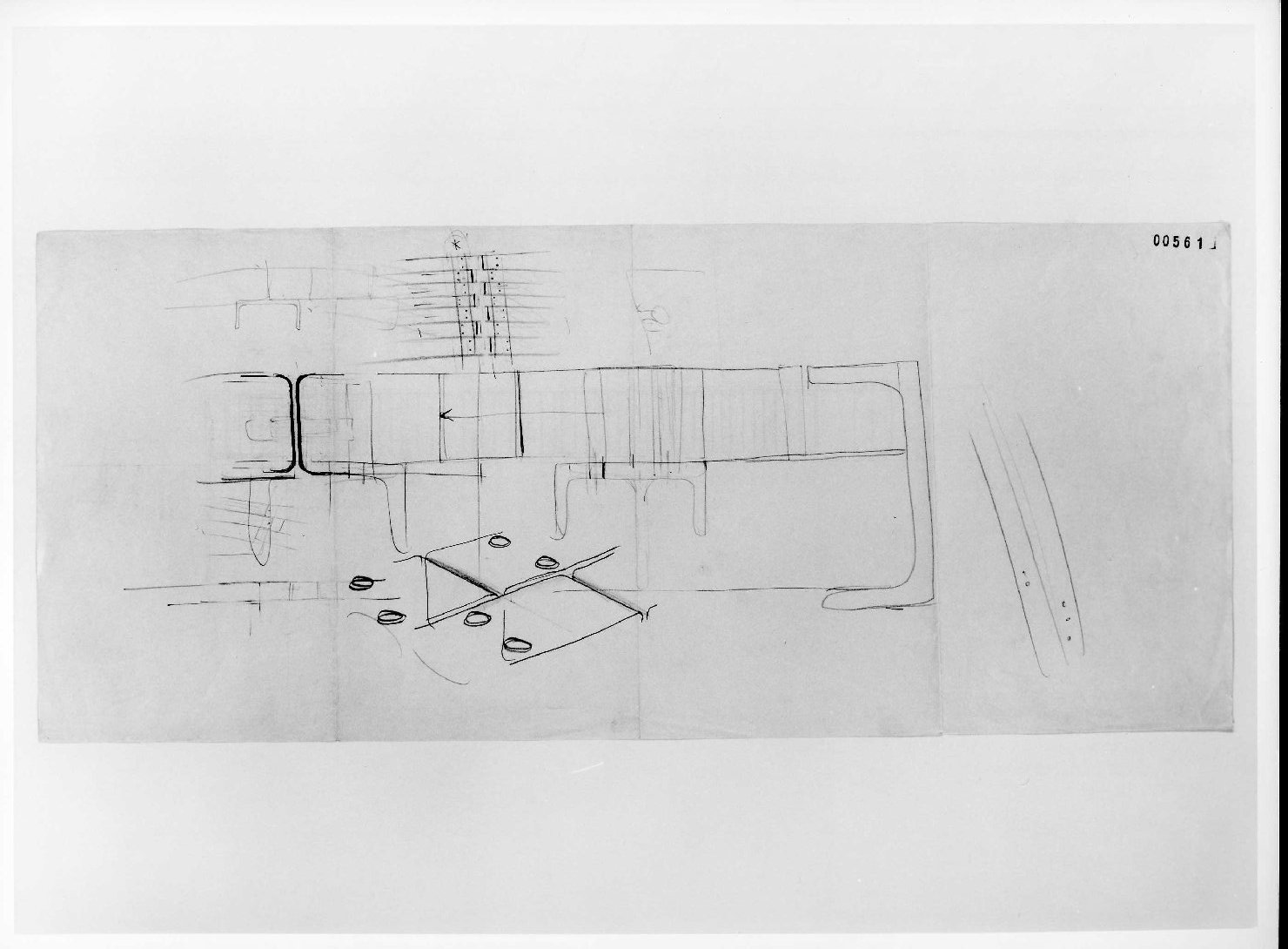 corte e giardino del Museo di Castelvecchio di Verona (disegno) di Scarpa Carlo (sec. XX)