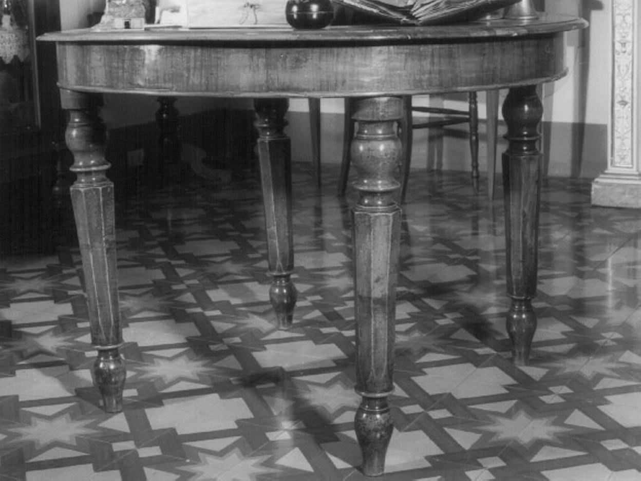 tavolo - ambito veneto (sec. XIX)