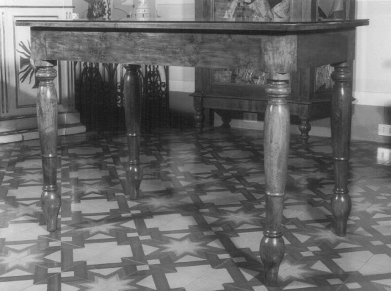 tavolo - ambito veneto (sec. XIX)