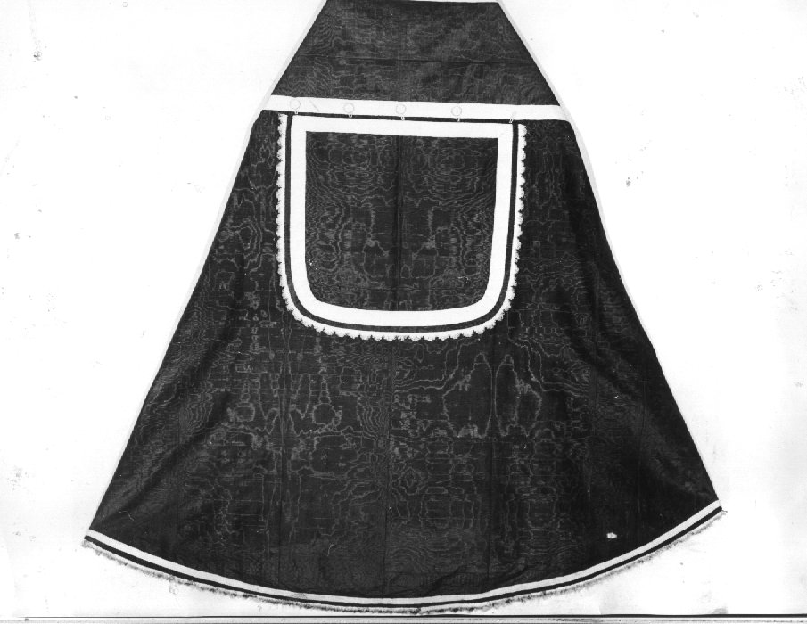 piviale - manifattura Italia settentrionale (sec. XVIII)