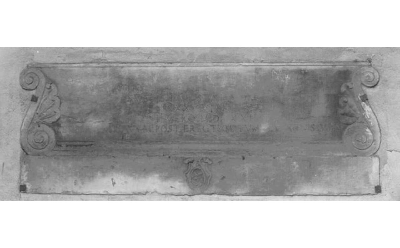 lapide tombale - ambito veneto (sec. XVI)