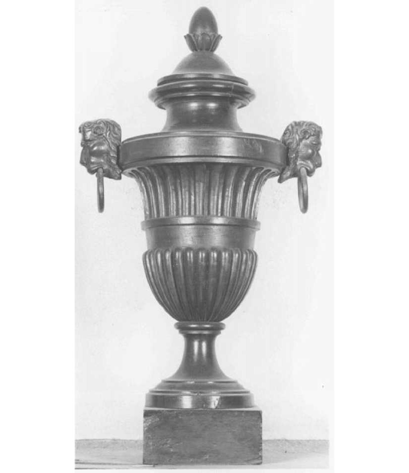 vaso (scultura, elemento d'insieme) - ambito veronese (prima metà sec. XX)