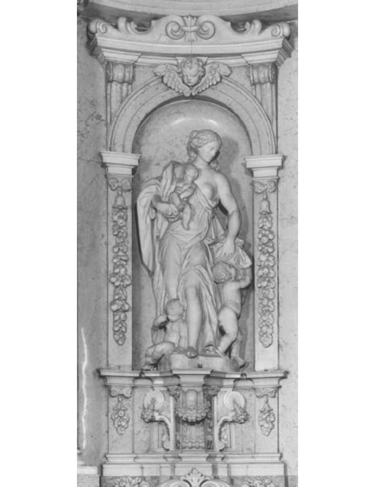 nicchia, elemento d'insieme di Schiavi Giuseppe Antonio (secc. XVII/ XVIII)