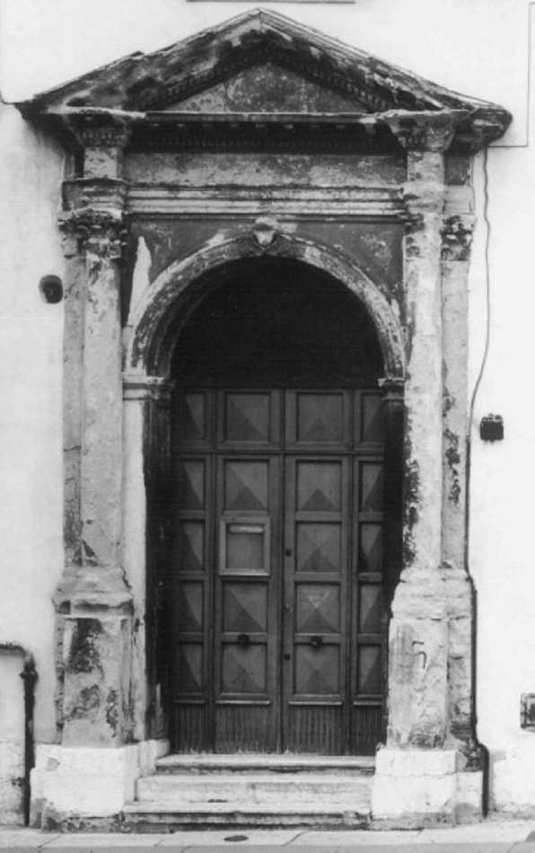 portale - ambito veneto (prima metà sec. XVII)