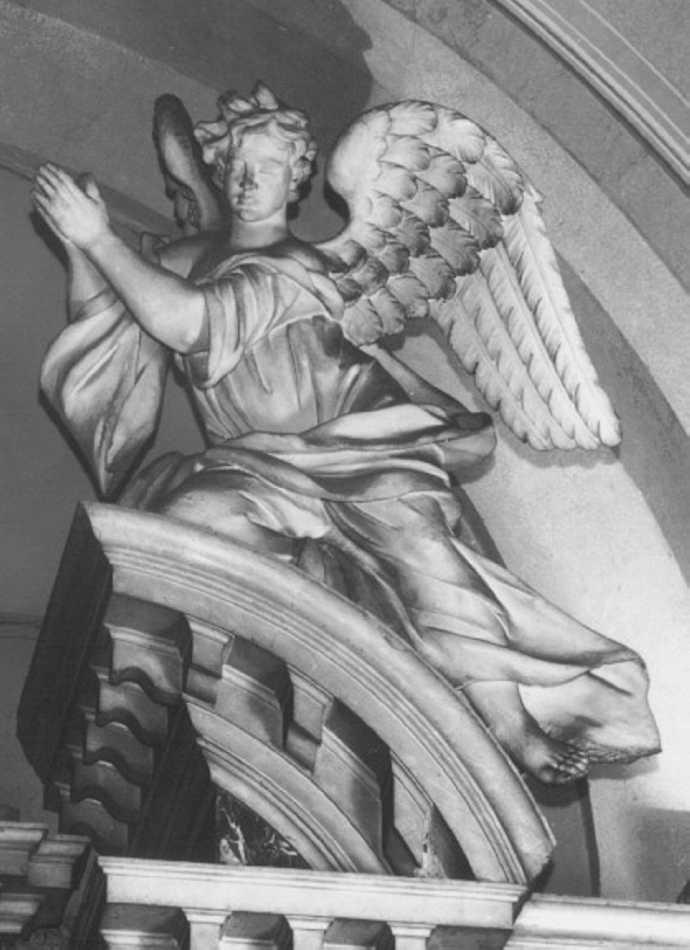 angelo (statua, elemento d'insieme) di Tomezzoli Domenico (attribuito) (seconda metà sec. XVII)