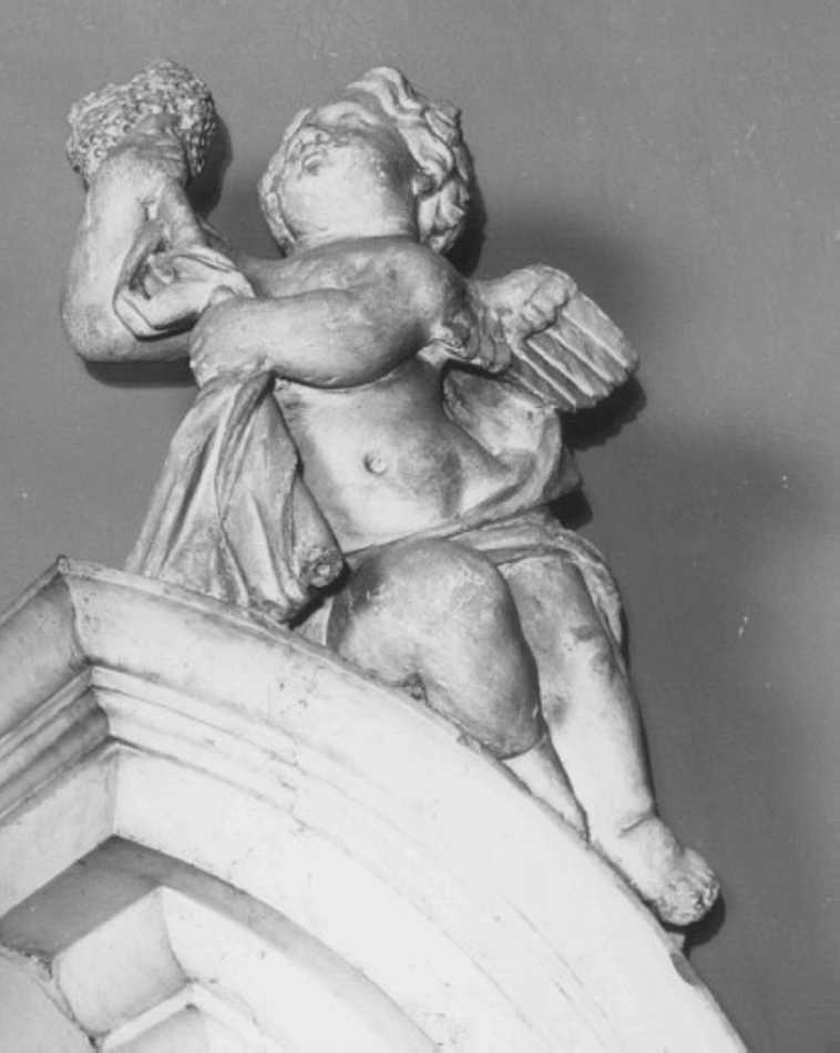 angioletto con cornucopia (statua, elemento d'insieme) di Tomezzoli Domenico (attribuito) (seconda metà sec. XVII)