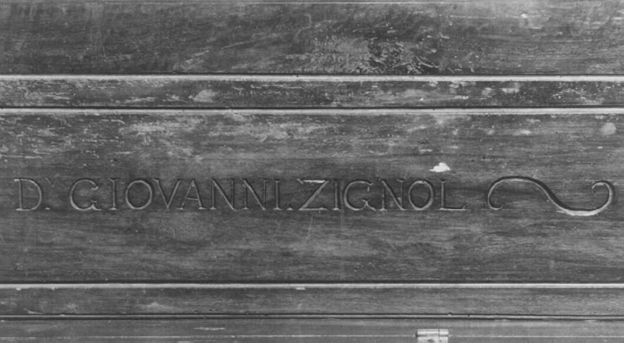 banco da chiesa, elemento d'insieme - produzione veneta (prima metà sec. XVIII)