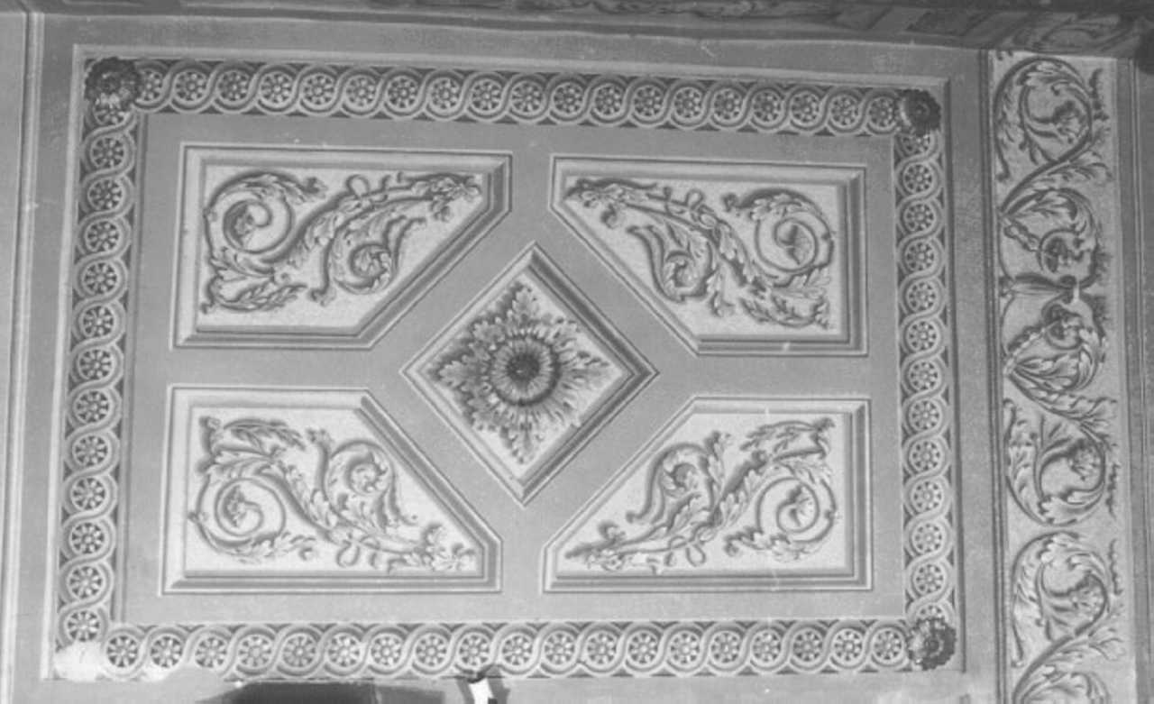 motivi decorativi vegetali (dipinto, elemento d'insieme) - ambito veneto (sec. XIX)