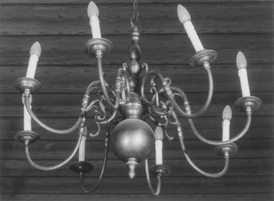 lampadario - a bracci, serie - ambito veneto (sec. XIX)