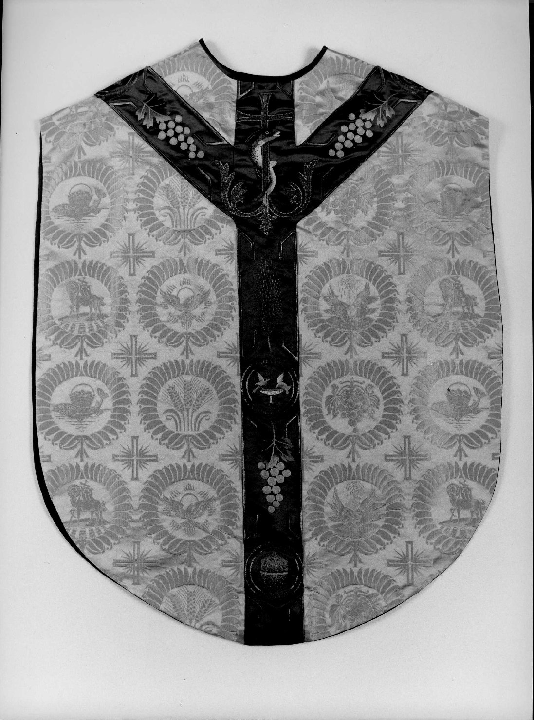 pianeta - manifattura veronese (prima metà sec. XX)