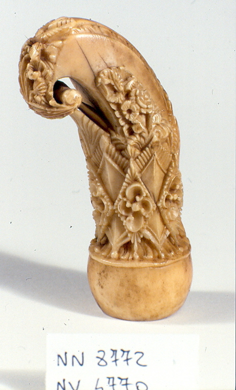 impugnatura, opera isolata - manifattura di Giava (secc. XVII/ XIX)